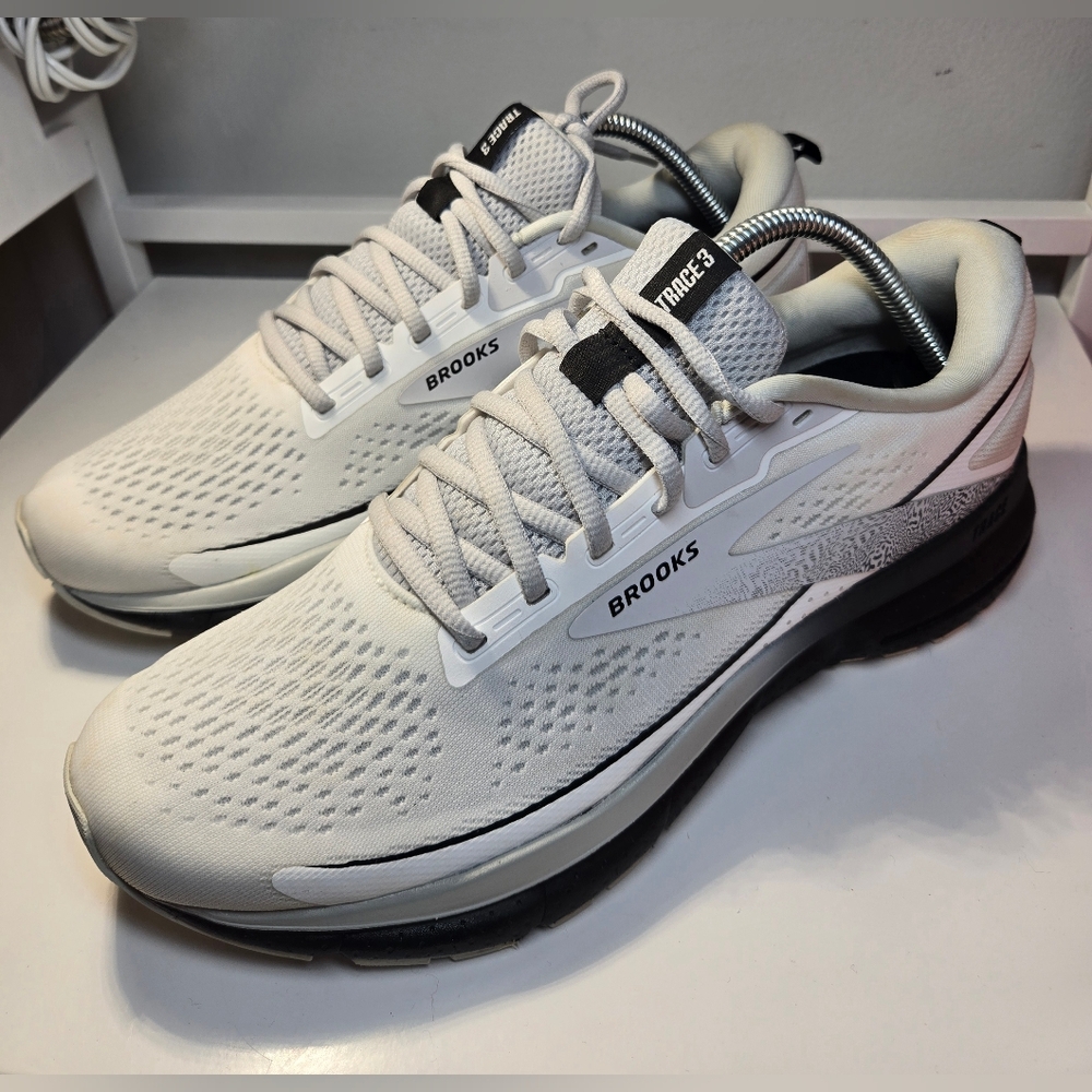 Brooks Trace 3 Womens  Shoes White Running/ Walking Sneaker Shoes Sz 10.5 M